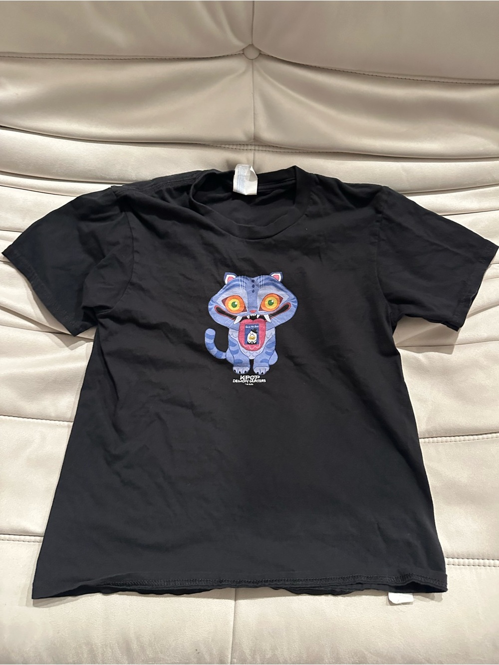 Kids Kpop demon hunters derpy cat tee shirt small medium
